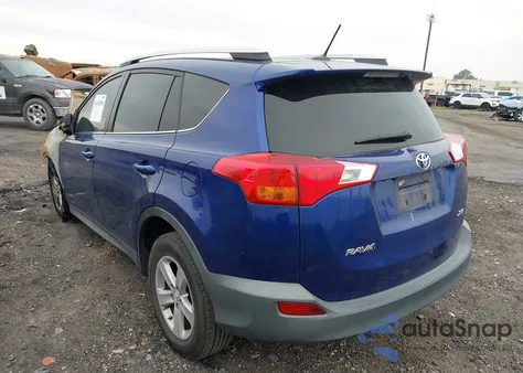 2014 Toyota Rav4 Xle z USA, uszkodzony, nr VIN 2T3WFREV8EW109651
